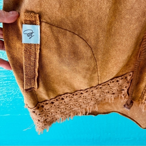 JADED GYPSY BOHO SPIRIT ZIP UP LONGLINE CROCHET JACKET OS - Picture 3 of 9